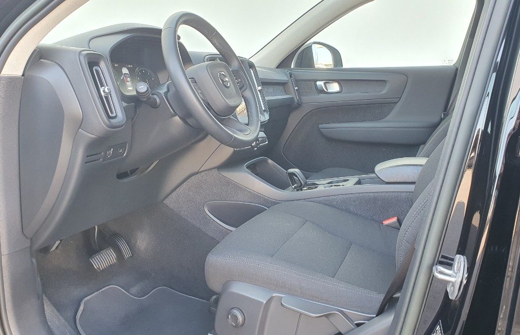 VOLVO XC40 T2 automatico Essential - Foto 6