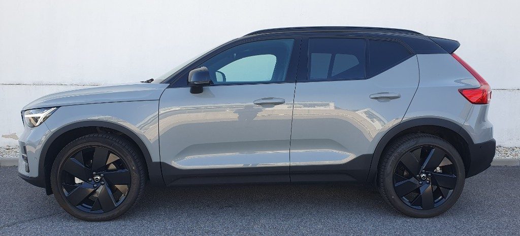 VOLVO XC40 B3 automatico Ultra Black Edition - Foto 2