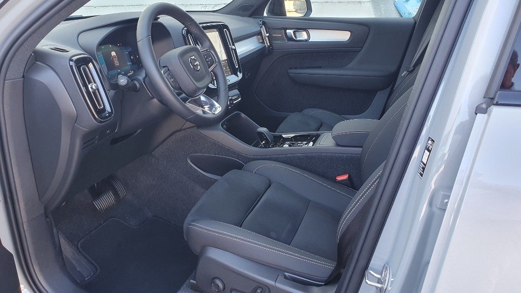 VOLVO XC40 B3 automatico Ultra Black Edition - Foto 6