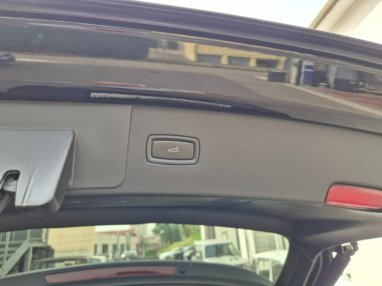 PORSCHE Cayenne 3.0 V6 E-Hybrid - 19