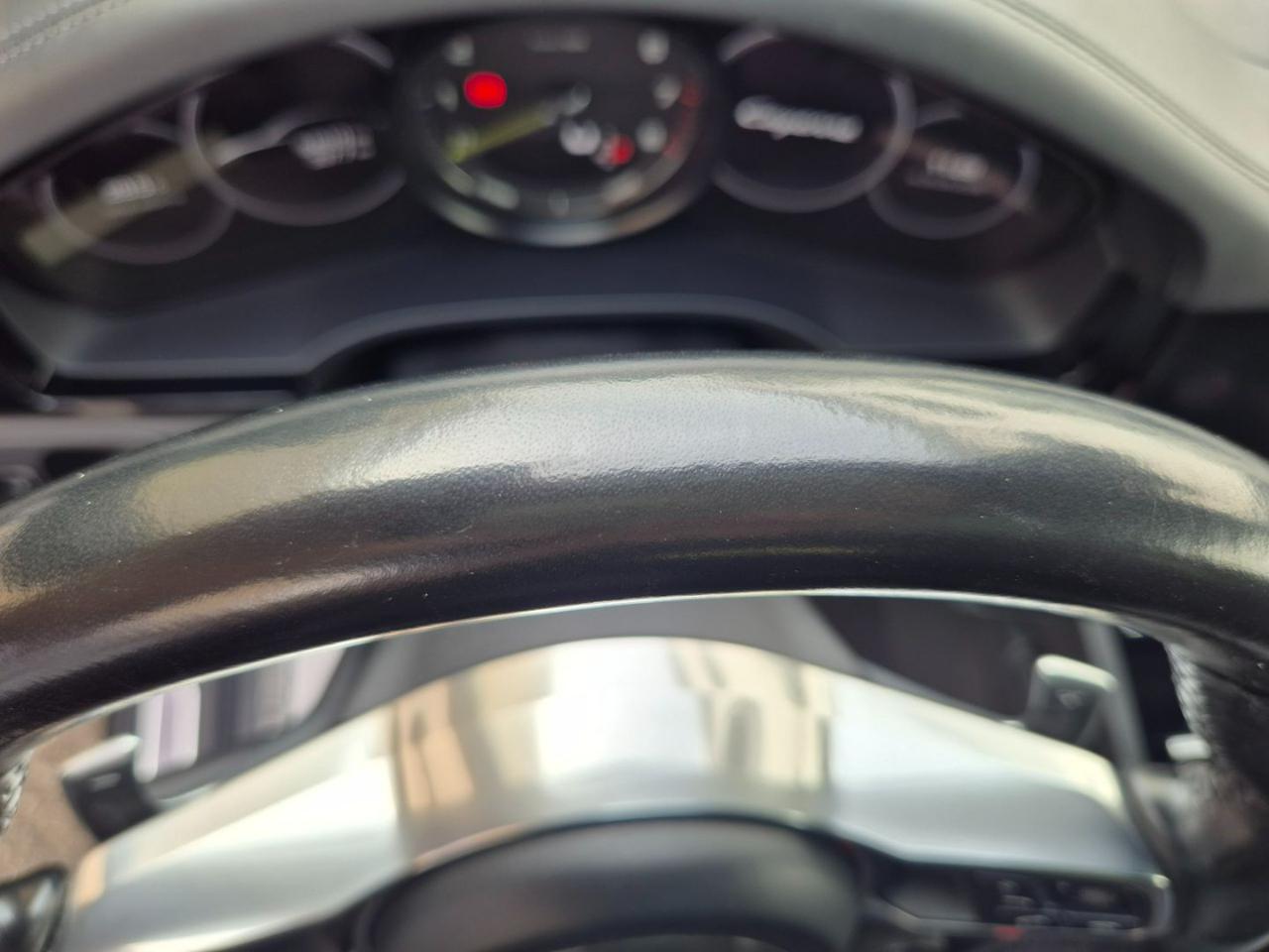 PORSCHE Cayenne 3.0 V6 E-Hybrid - 12