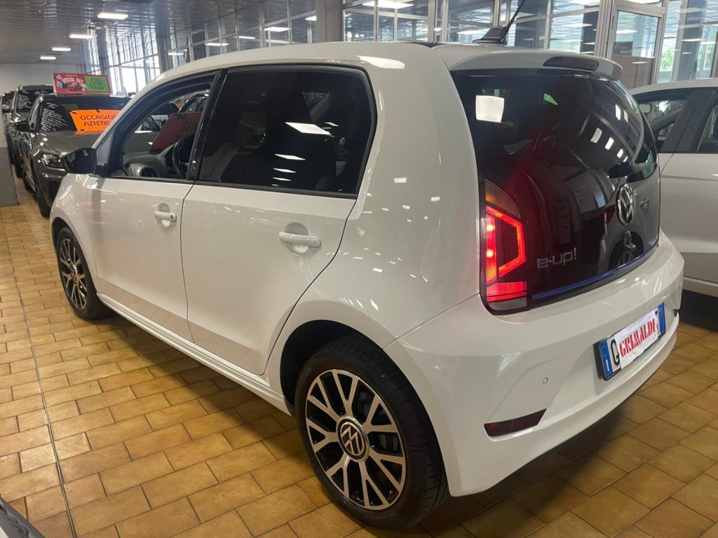 VOLKSWAGEN e-up! 82 CV LONG RANGE 32,3KW/H 16 VIDEO - 3