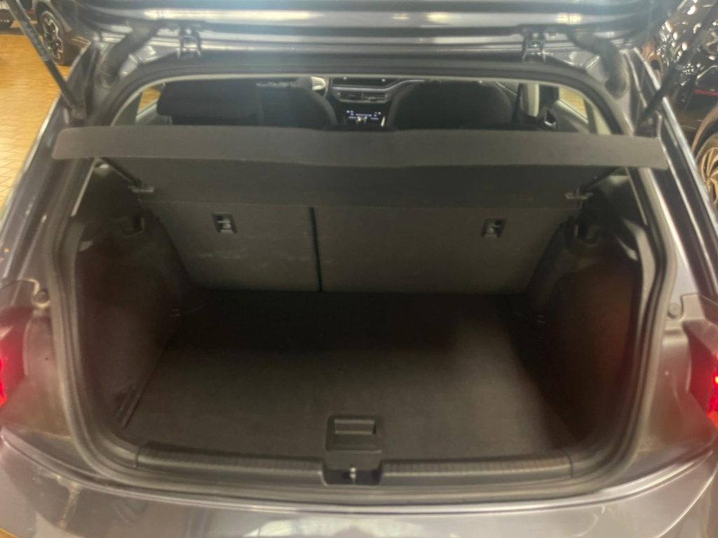 VOLKSWAGEN Polo 1.0 TSI Style MATRIX 16 C/GRIMALDI SP. DAY - 21