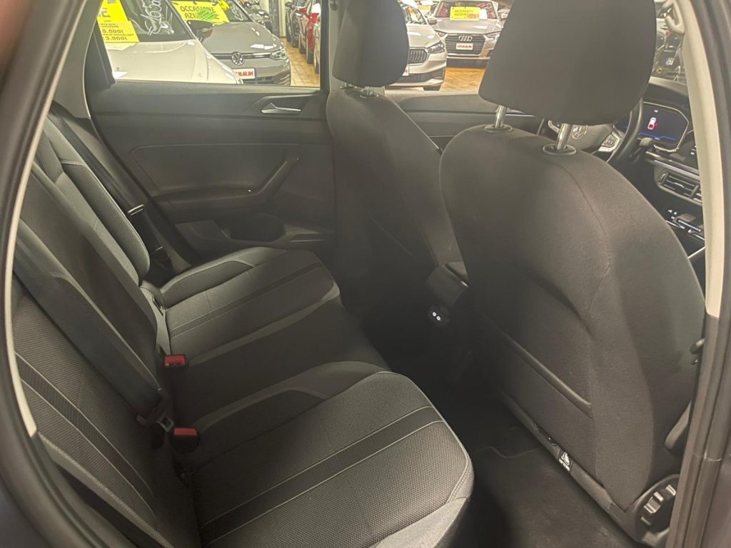 VOLKSWAGEN Polo 1.0 TSI Style MATRIX 16 C/GRIMALDI SP. DAY - 18