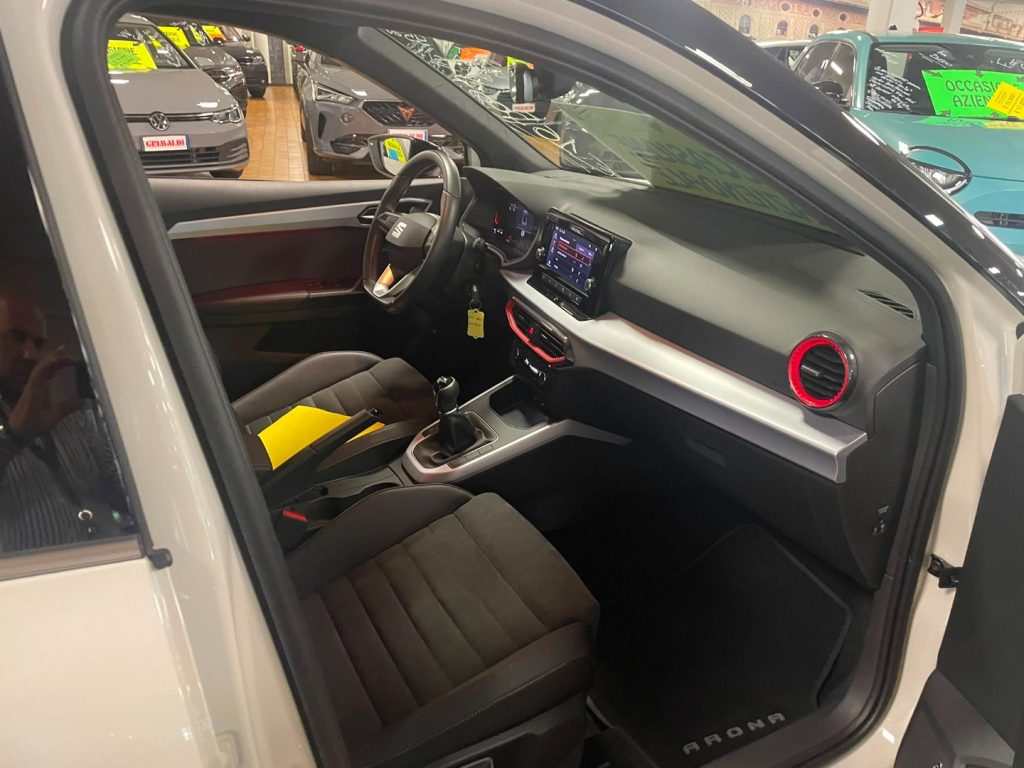 SEAT Arona 1.0 EcoTSI FR 18 BEATS AUDIO FULL LED - 8