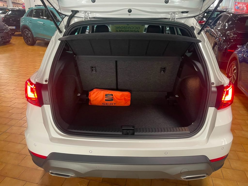 SEAT Arona 1.0 EcoTSI FR 18 BEATS AUDIO FULL LED - 11