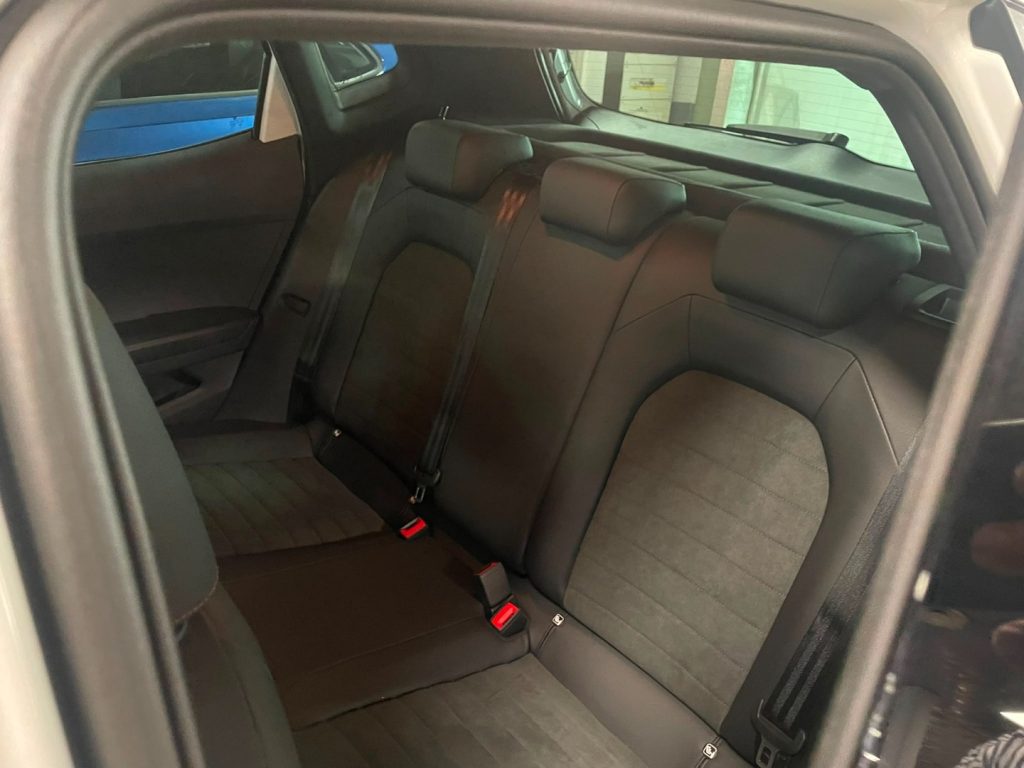SEAT Arona 1.0 EcoTSI FR 18 BEATS AUDIO FULL LED - 7