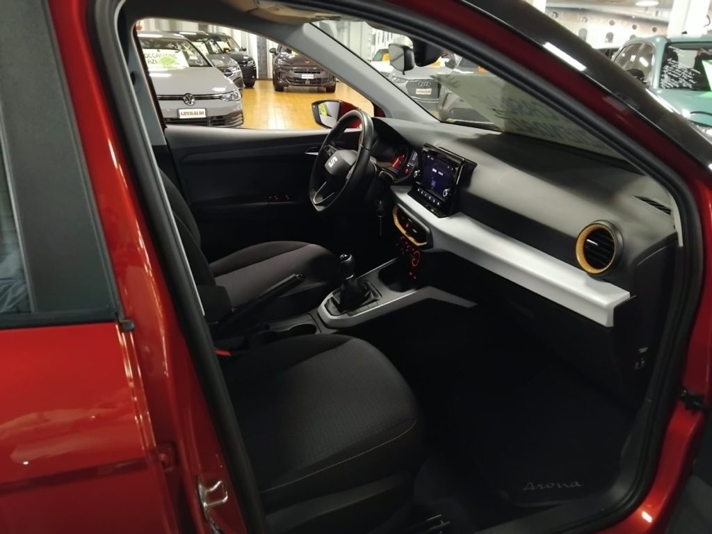 SEAT Arona 1.0 TGI Style LED C/GRIMALDI SPECIAL DAY - 11
