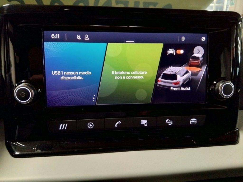SEAT Arona 1.0 TGI Style LED C/GRIMALDI SPECIAL DAY - 18