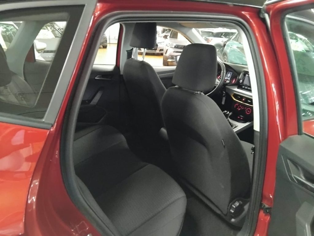 SEAT Arona 1.0 TGI Style LED C/GRIMALDI SPECIAL DAY - 9