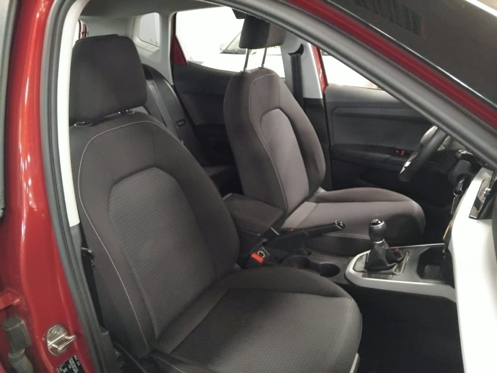 SEAT Arona 1.0 TGI Style LED C/GRIMALDI SPECIAL DAY - 12