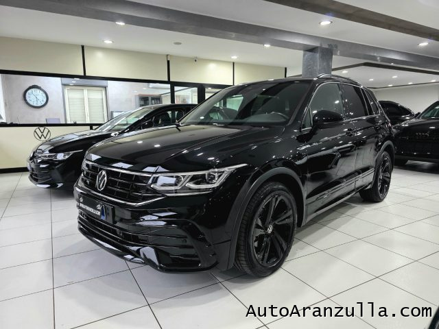 VOLKSWAGEN Tiguan Deep Black perlato