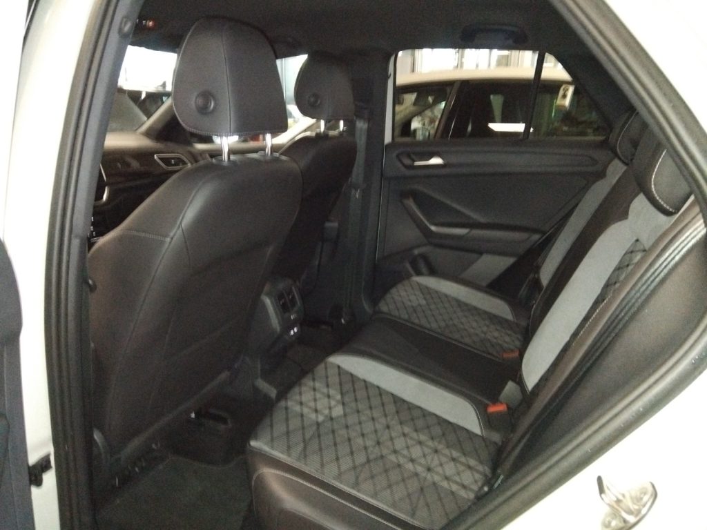 VOLKSWAGEN T-Roc 1.5 TSI ACT DSG R-Line LED VIDEO C/GRIMALDI SP.DAY - 8