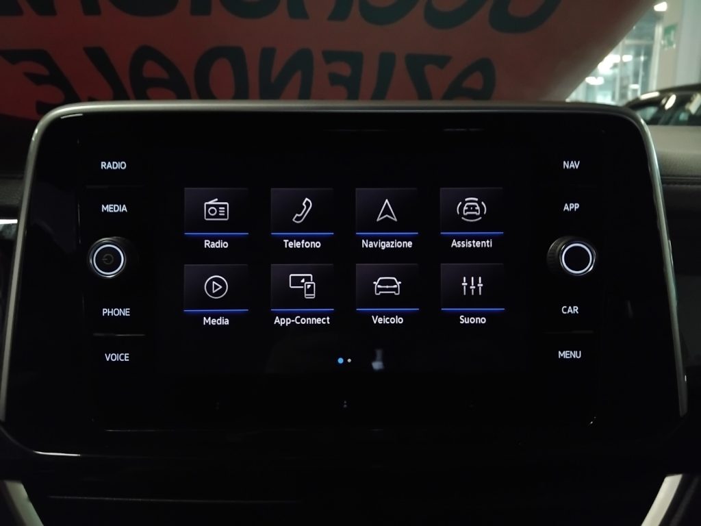 VOLKSWAGEN T-Roc 1.5 TSI ACT DSG R-Line LED VIDEO C/GRIMALDI SP.DAY - 18