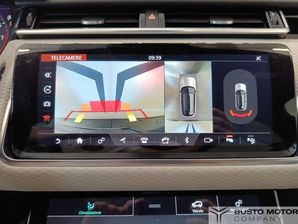 LAND ROVER Range Rover Velar Range Rover Velar 2.0 si4 benzina R-Dynamic 250cv - 14
