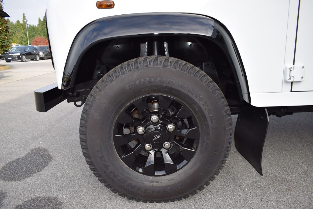 LAND ROVER Defender Defender 90 2.2 TD4 Station Wagon N1 AUTOCARRO IVA - 20