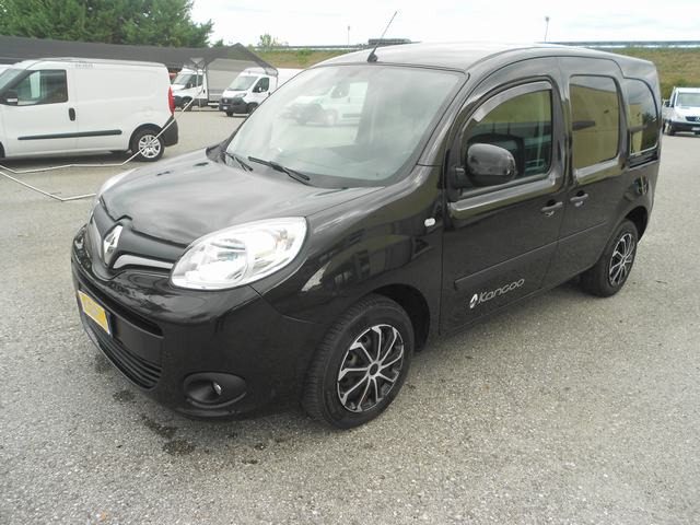 RENAULT  Nero pastello