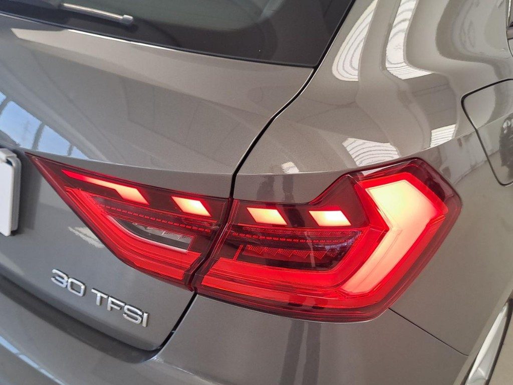 AUDI A1 SPB 30 TFSI S line edition - 6
