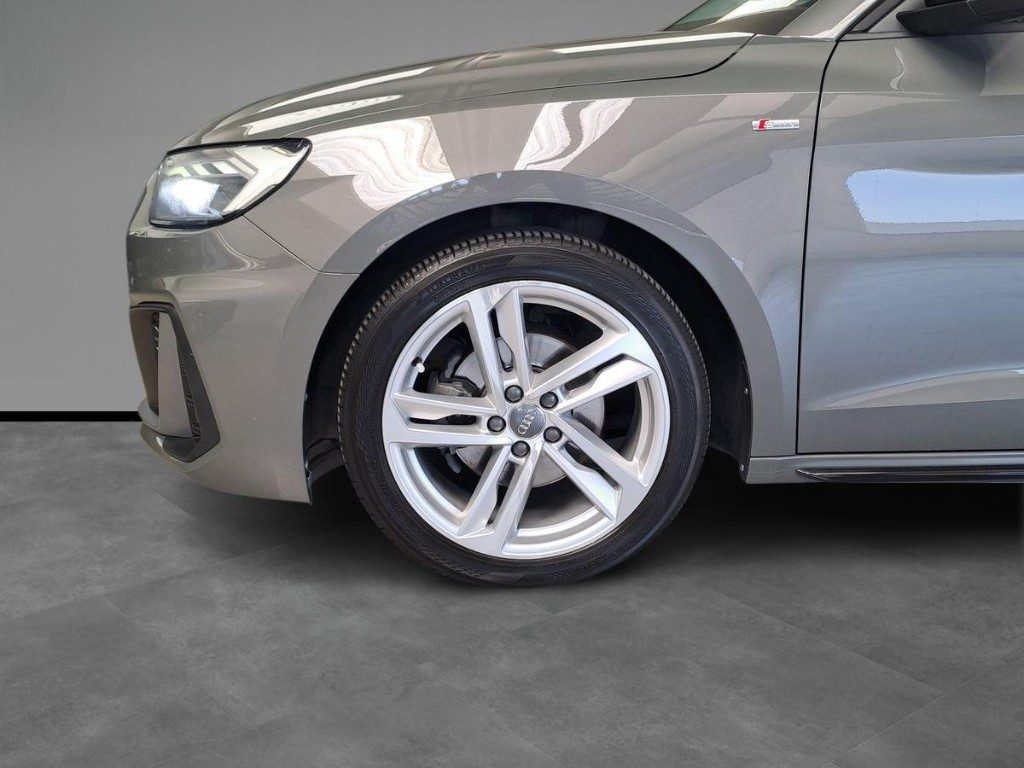AUDI A1 SPB 30 TFSI S line edition - 4