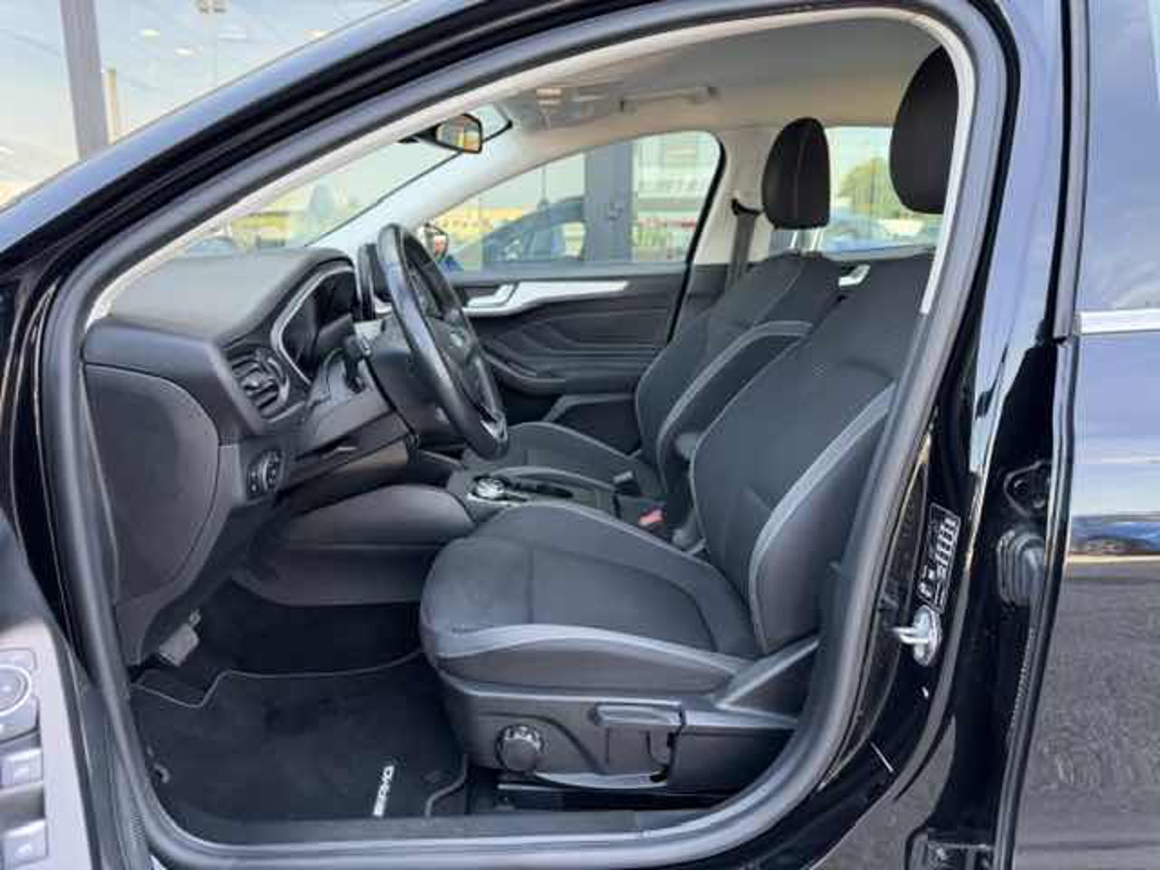 Clicca per ingrandire Focus - 1.5 EcoBlue 120 CV automatico SW Business Co-Pilot