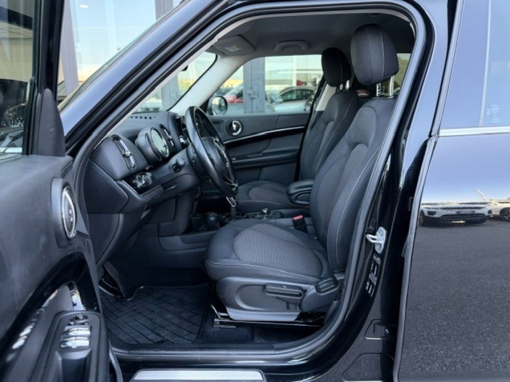Clicca per ingrandire Countryman - 1.5 One D HYPE Countryman Automatica