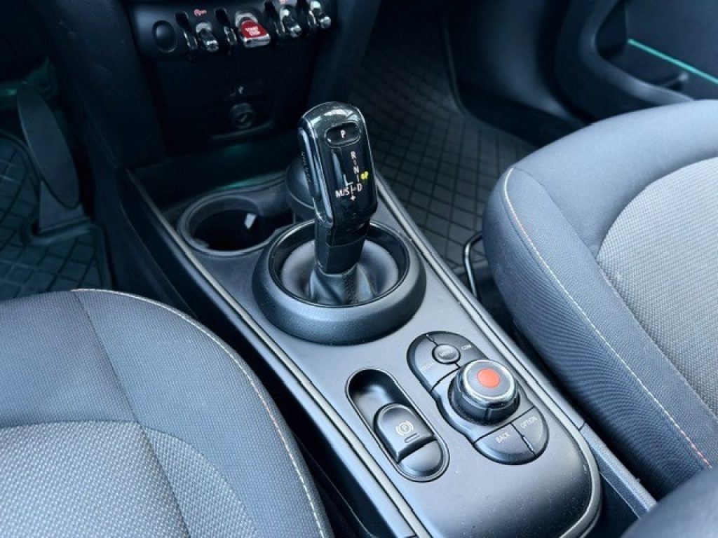 Clicca per ingrandire Countryman - 1.5 One D HYPE Countryman Automatica