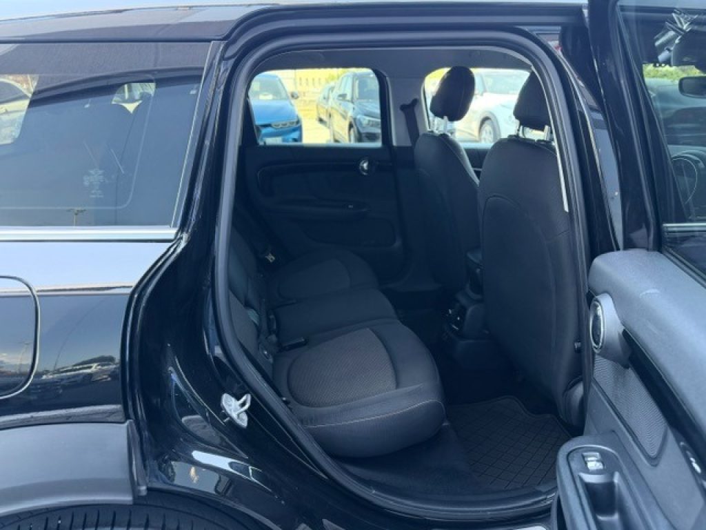 Clicca per ingrandire Countryman - 1.5 One D HYPE Countryman Automatica