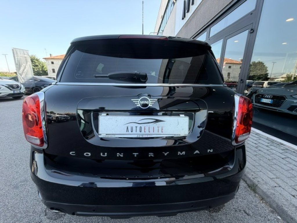 Clicca per ingrandire Countryman - 1.5 One D HYPE Countryman Automatica