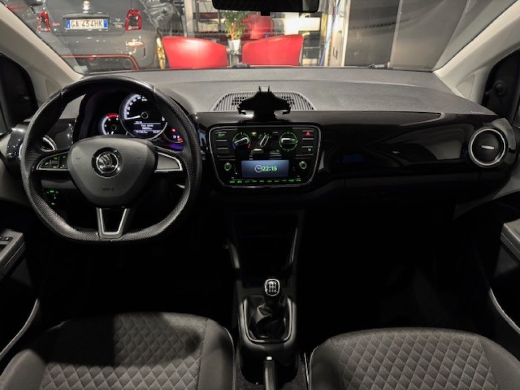 Clicca per ingrandire Citigo - 1.0 68 CV 5 porte Design Edition G-Tec