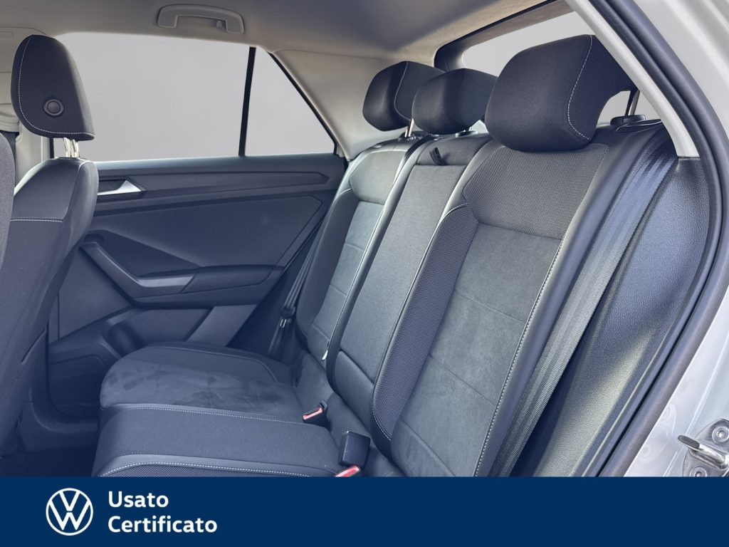 VOLKSWAGEN T-Roc 1.0 tsi style 110cv - 12