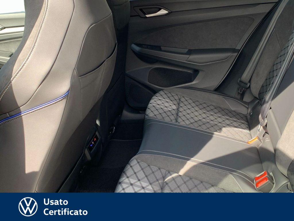 VOLKSWAGEN Golf 1.5 etsi r-line plus 150cv dsg - 23