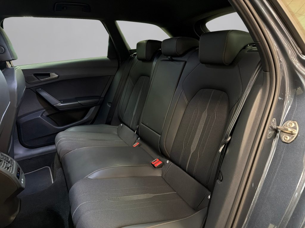 CUPRA Leon sportstourer 1.5 hybrid 150cv dsg - 12