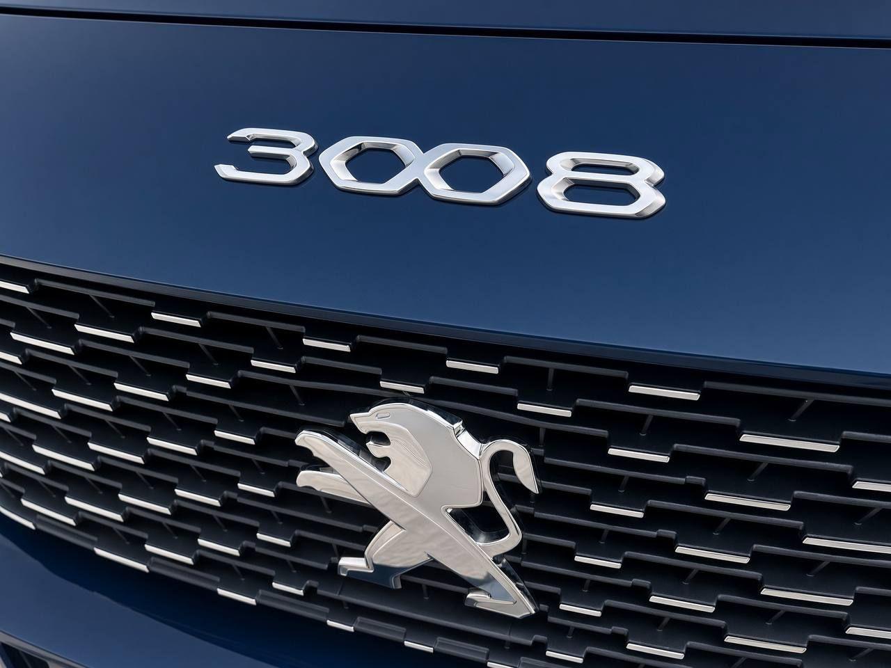 PEUGEOT 3008 Hybrid4 300 e-EAT8 Allure Pack - 34