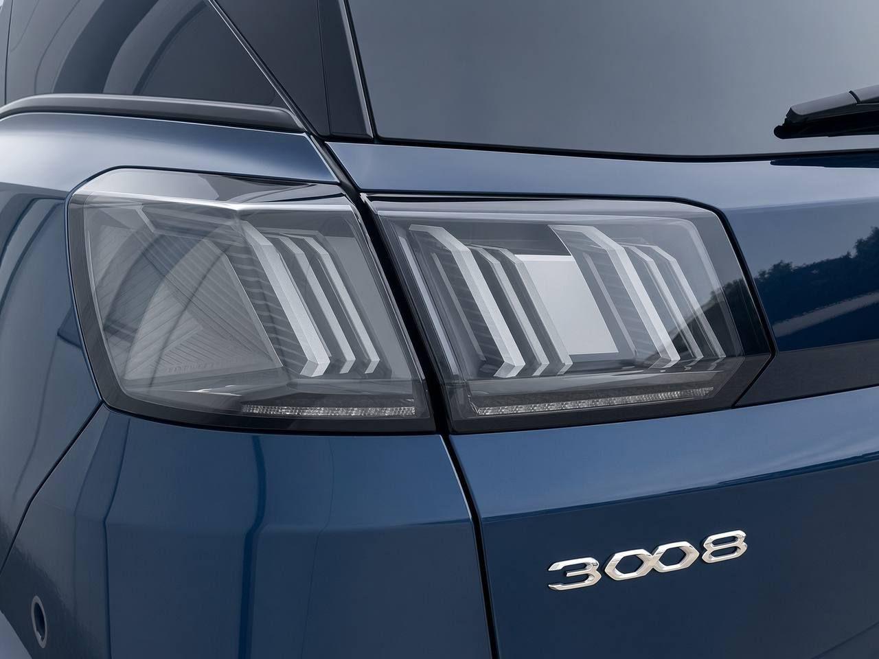PEUGEOT 3008 Hybrid4 300 e-EAT8 Allure Pack - 33
