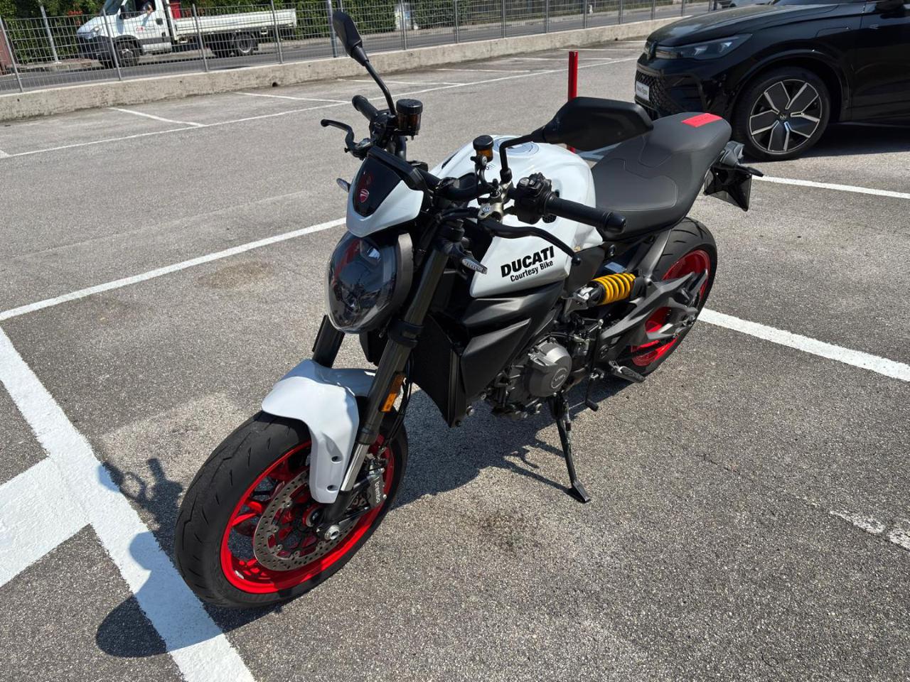 DUCATI Monster 937 V2 PLUS ICEBERG 2026 - 4