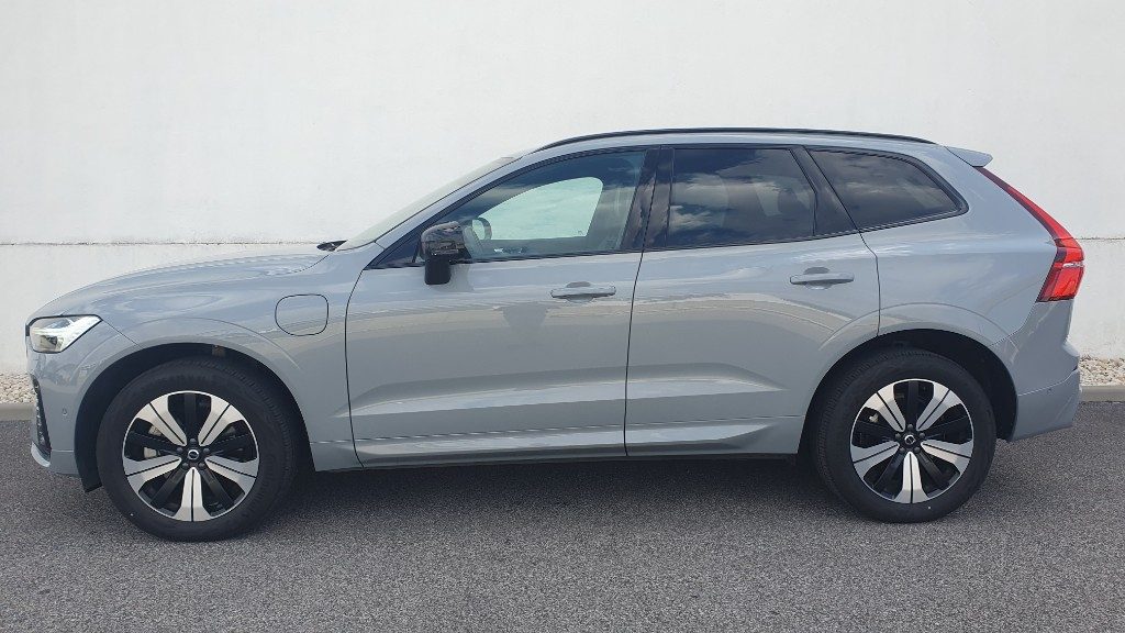 VOLVO XC60 T6 Plug-in hybrid AWD automatico Plus Dark - Foto 2
