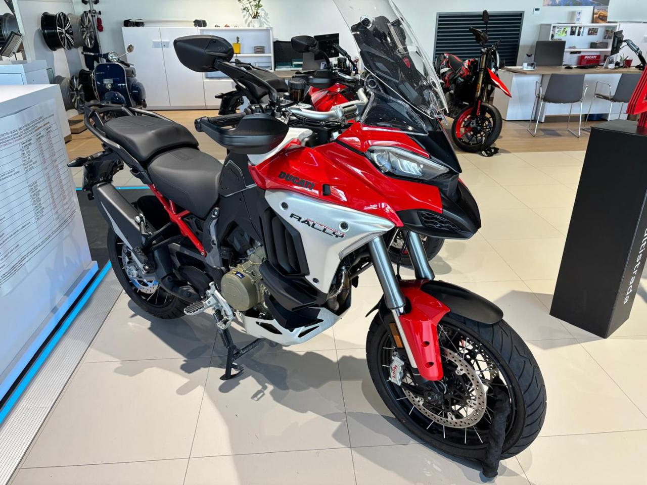 DUCATI Multistrada V4 S RALLY RADAR RED - 2