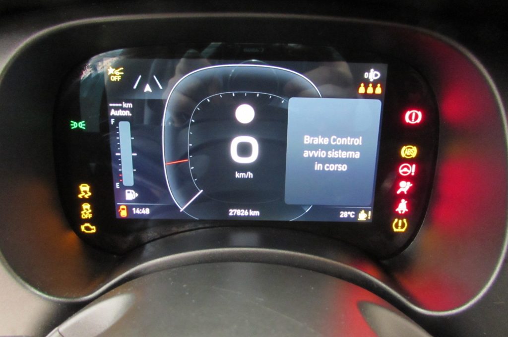 FIAT Panda Cross 1.0 FireFly 70cv S&S Hybrid CROSS - 9