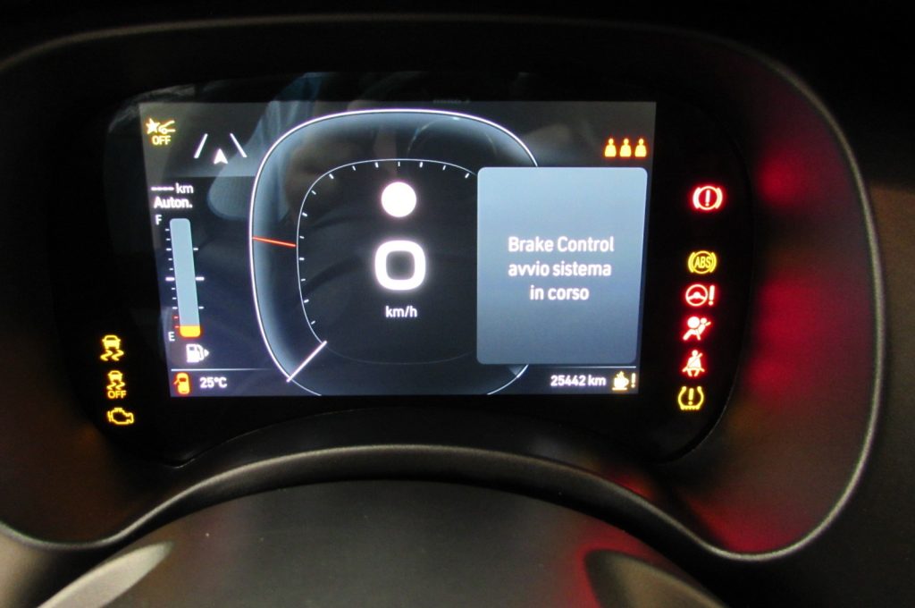 FIAT Panda Cross 1.0 FireFly 70cv S&S Hybrid CROSS - 9