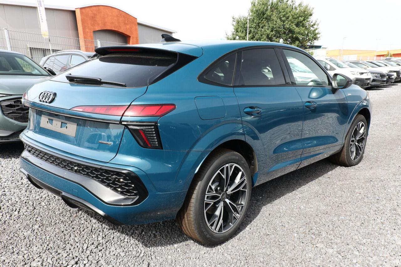 AUDI Q3 Sportback 2.0 tfsi S line quattro 204cv s-tronic - 2