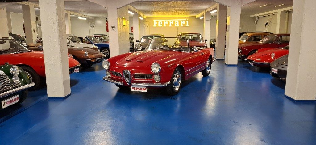 ALFA ROMEO 2000 SPIDER TOURING*ITALIANA DA SEMPRE - TARGHE MODENA - 2