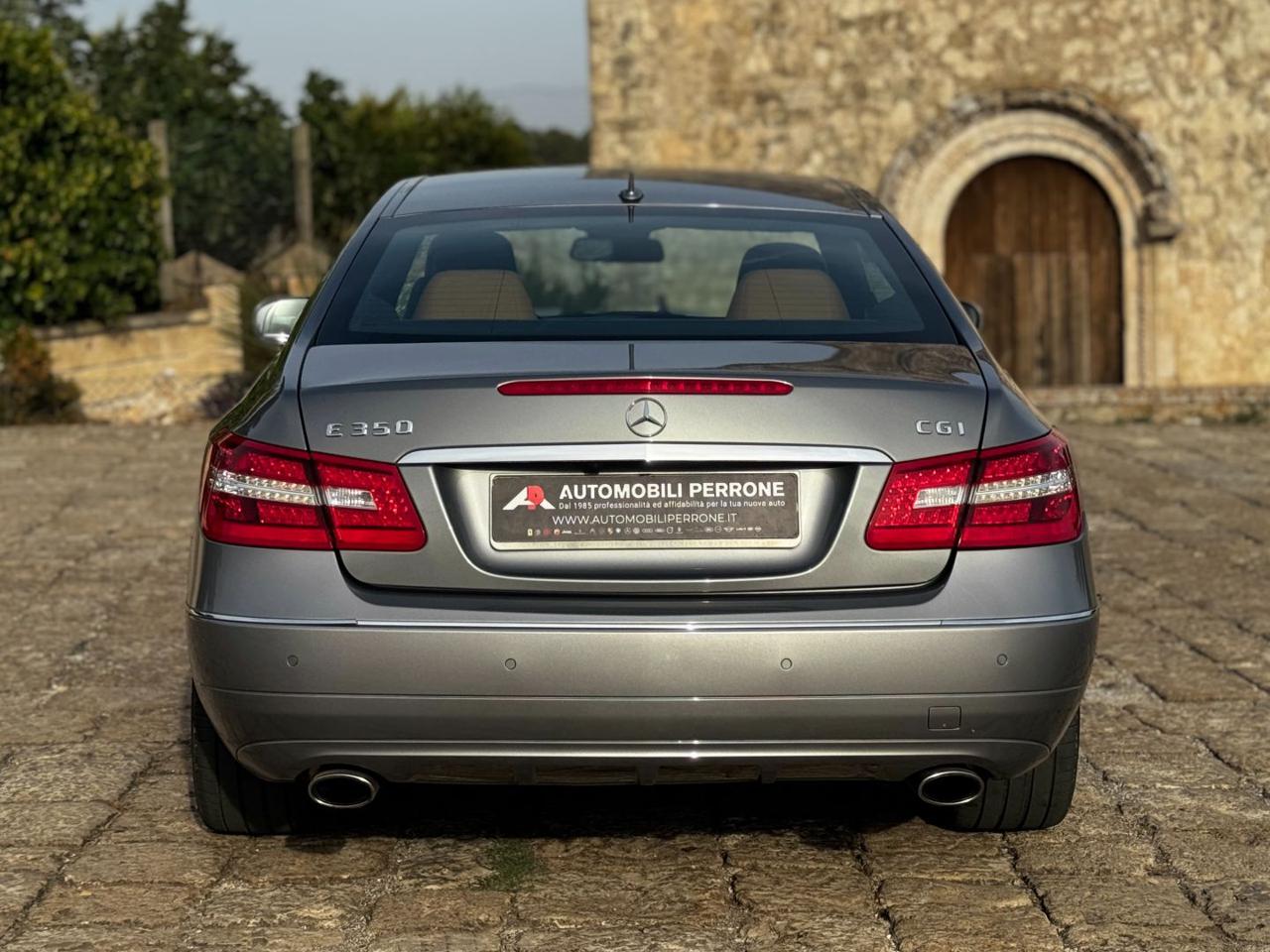 MERCEDES-BENZ E 350 CGI Coupé Avantgarde - 15