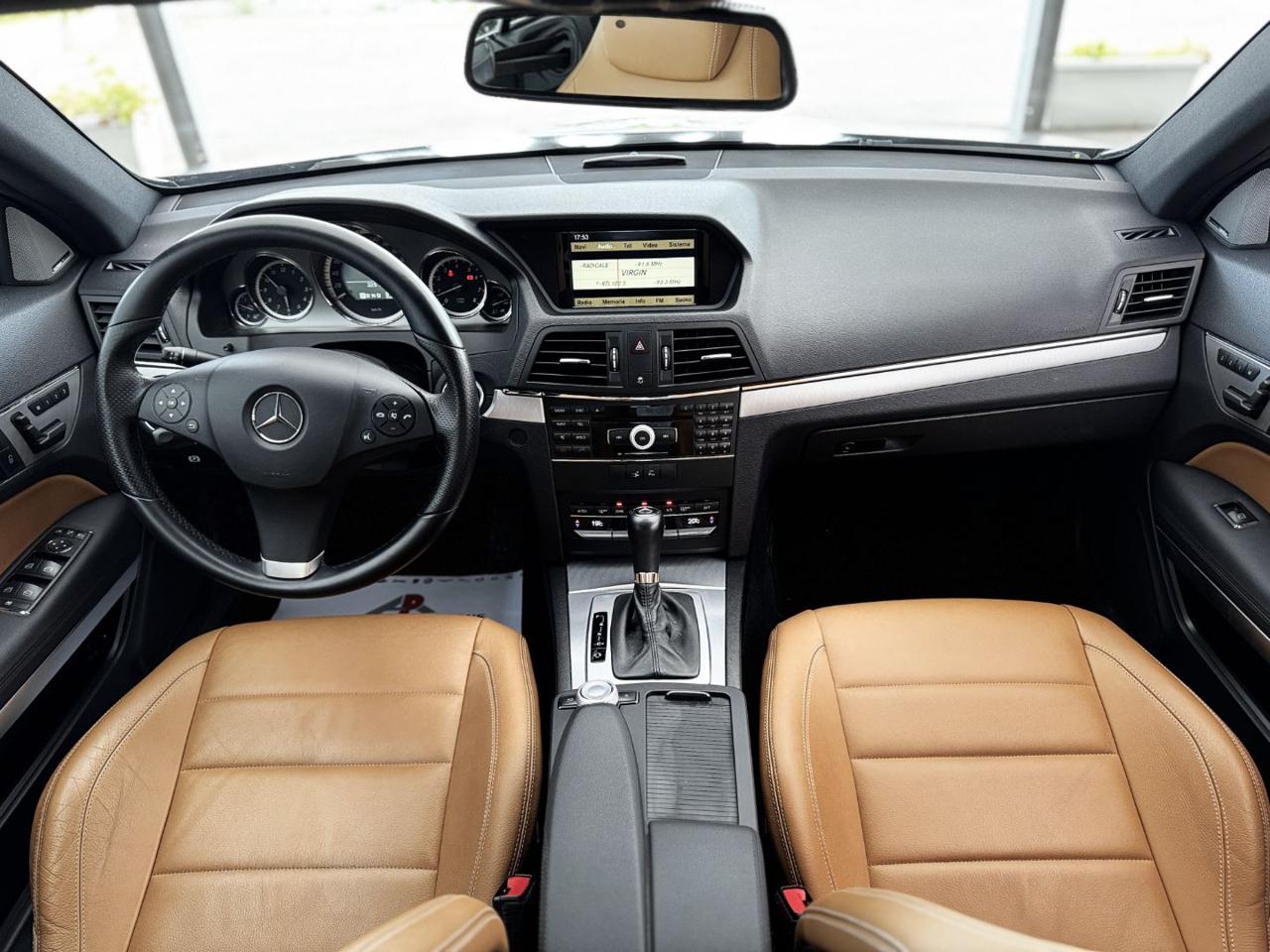 MERCEDES-BENZ E 350 CGI Coupé Avantgarde - 12