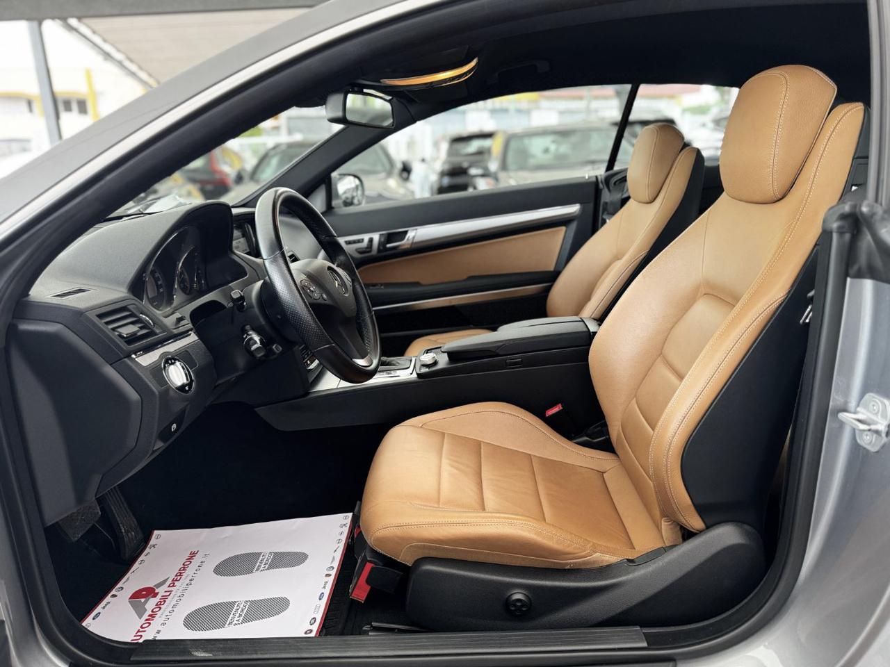 MERCEDES-BENZ E 350 CGI Coupé Avantgarde - 10