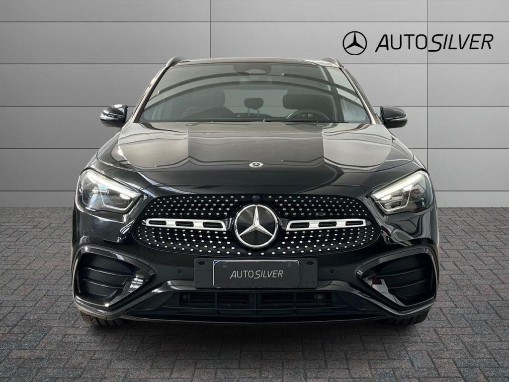 MERCEDES-BENZ GLA 200 d 4matic AMG Line Advanced Plus - 3