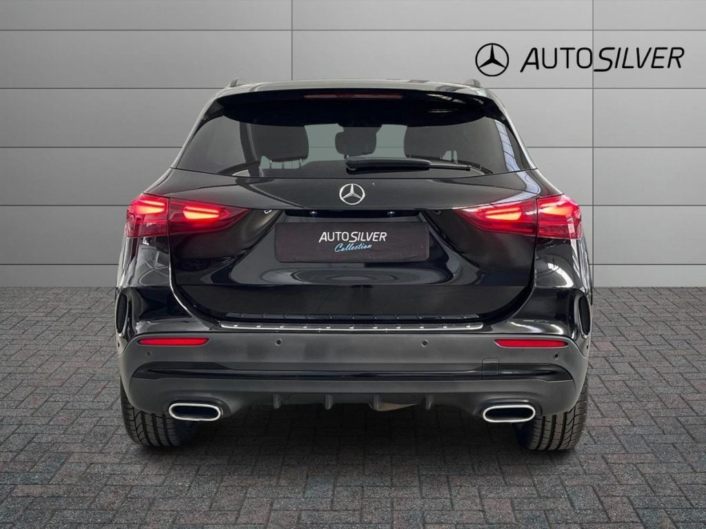 MERCEDES-BENZ GLA 200 d 4matic AMG Line Advanced Plus - 4