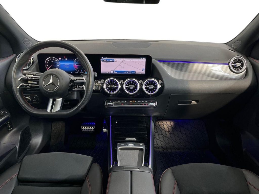 MERCEDES-BENZ GLA 200 d 4matic AMG Line Advanced Plus - 9