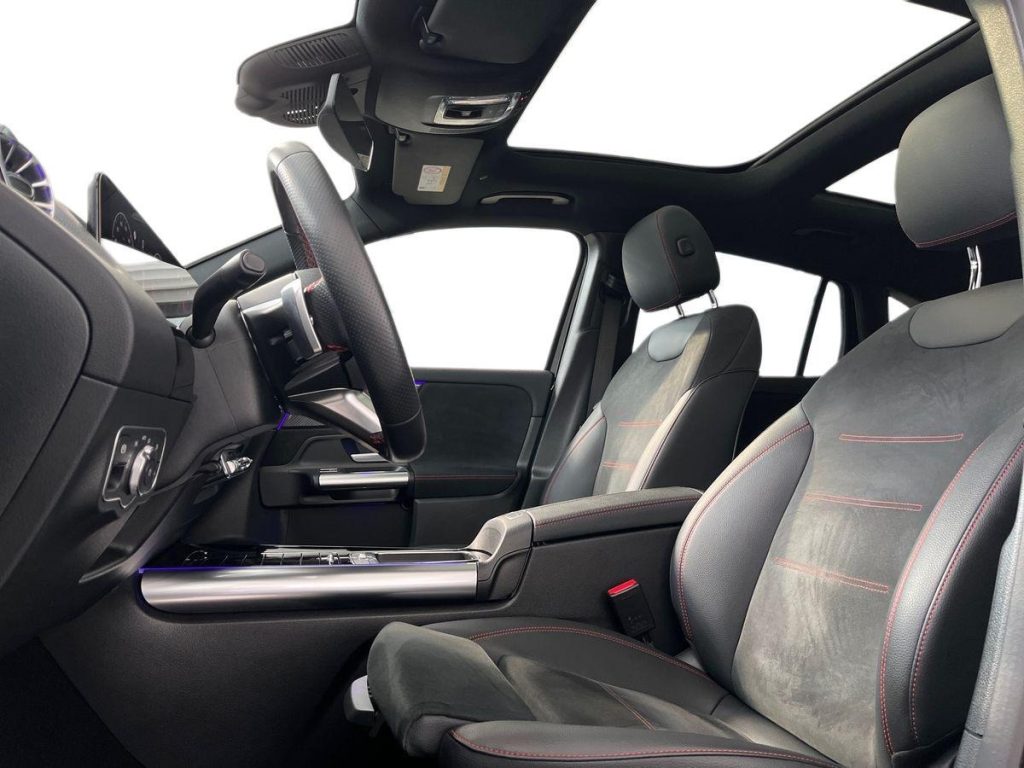 MERCEDES-BENZ GLA 200 d 4matic AMG Line Advanced Plus - 10