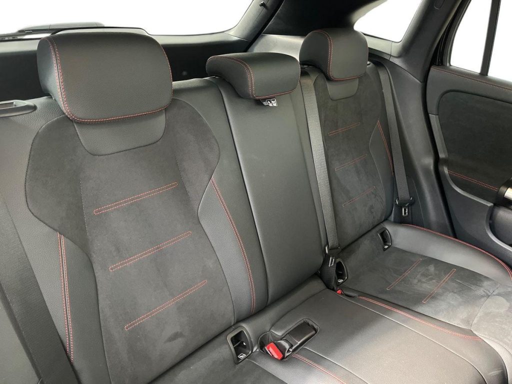 MERCEDES-BENZ GLA 200 d 4matic AMG Line Advanced Plus - 15