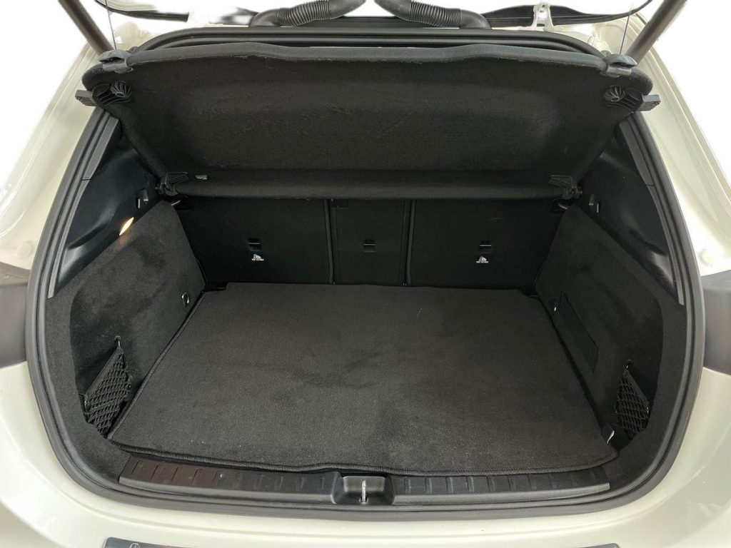 MERCEDES-BENZ GLA 200 d Automatic AMG Line Advanced Plus - 8